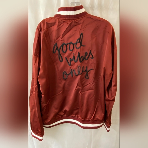 NWOT SONIX Embroidered Bomber Jacket - Green and Red REVERSIBLE SZ XL - Picture 3 of 7